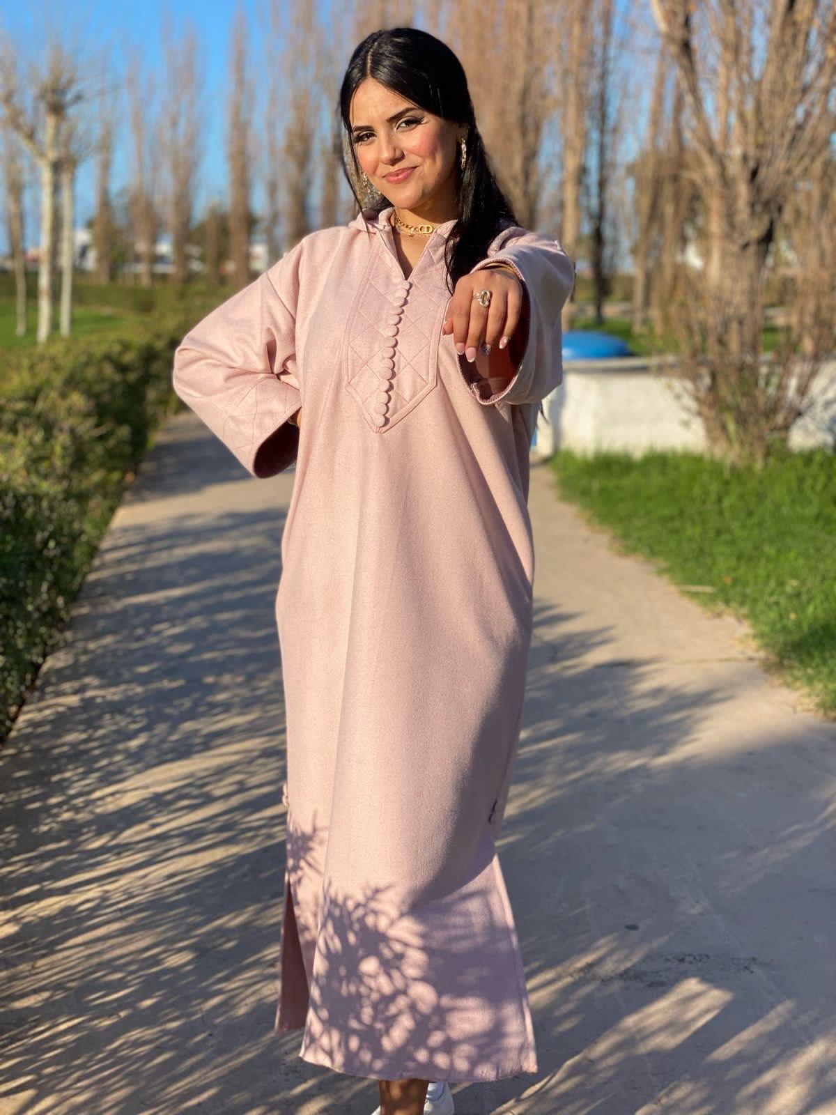 Modern Moroccan Jellaba for Women – Chic & Comfortable Traditional Wear